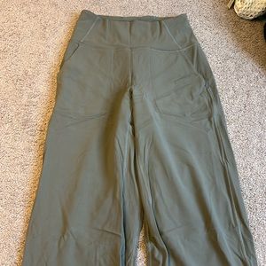 LULULEMON WIDE CUT ALIGN LEGGINGS SZ 6